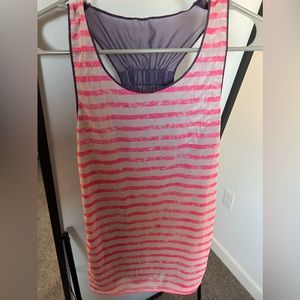 Women’s Brooks Mesh Running Racerback Tank with ruched back detail size XS